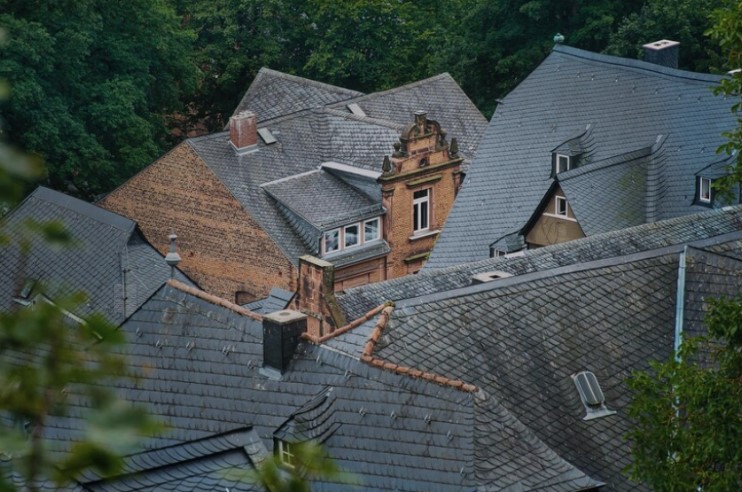 8 Key Considerations For The Top Quality Residential Roofing Services