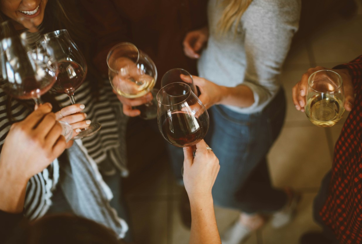 Tips For Throwing A Perfect Bachelorette Party for Your Bestie in Chicago