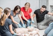 How First Aid Education Helps Reduce Panic During Critical Situations